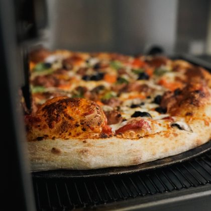 Slow Cooked Meatball Pizza