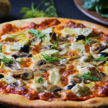 Artichoke & Sun Dried Tomato Pizza
